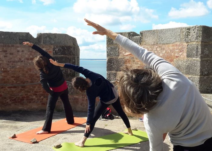 stage yoga tour Hougue Nord Cotentin 2017 - 1